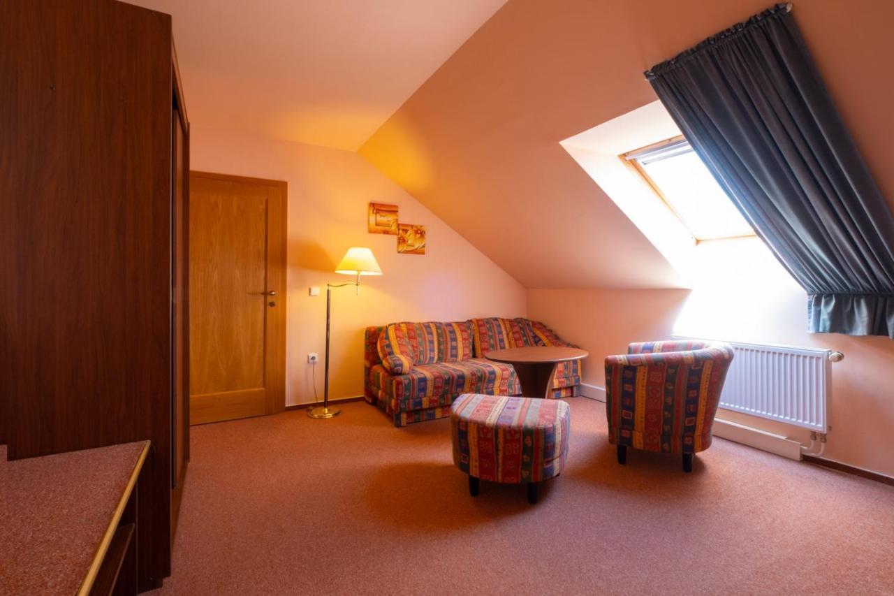 Hotel Mohelnice Zewnętrze zdjęcie