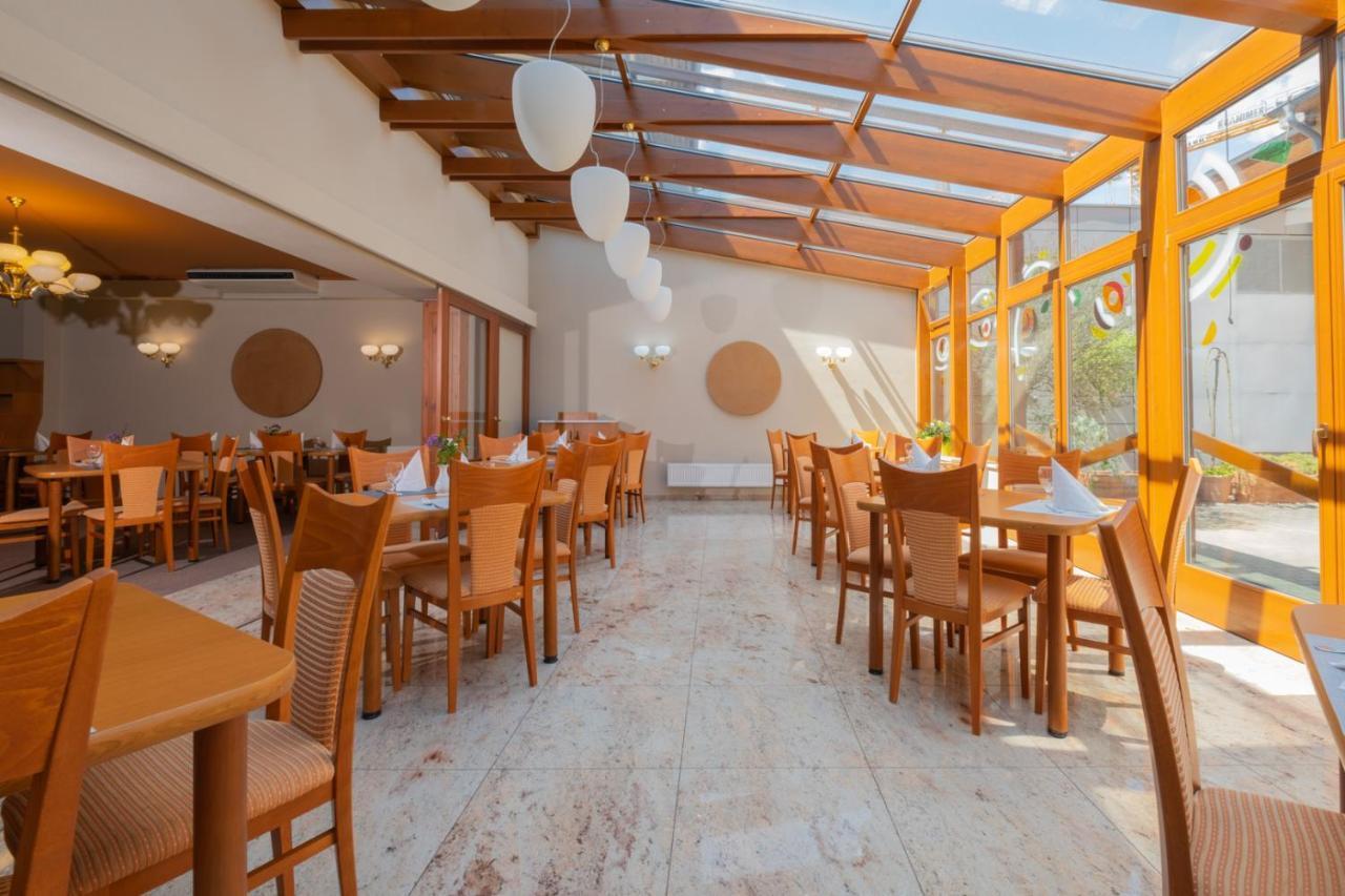Hotel Mohelnice Zewnętrze zdjęcie